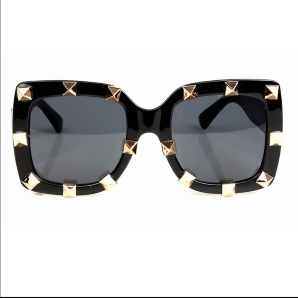 SALE🔥🔥🔥🔥Square Rivet Fashion Sunglasses